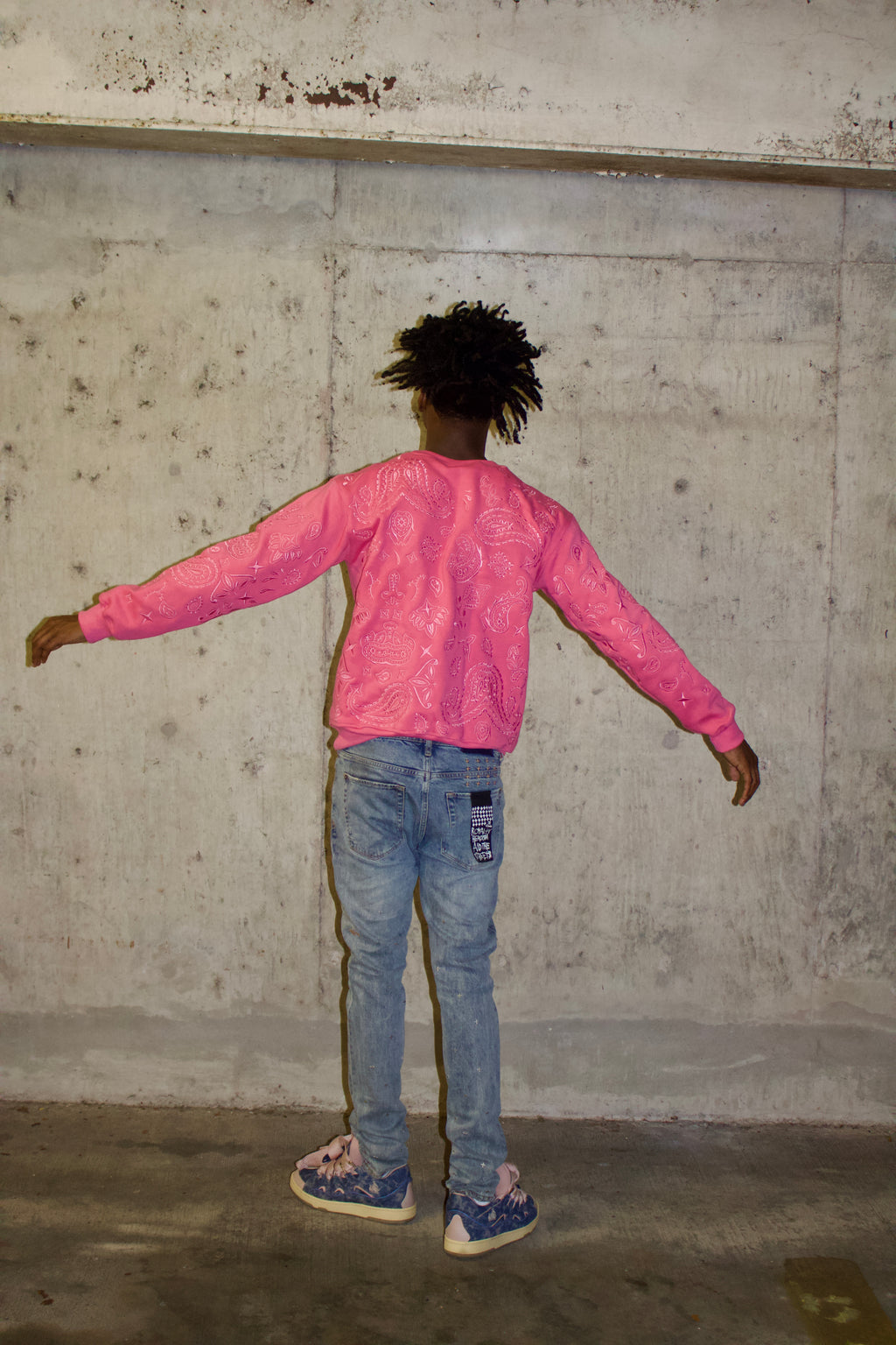 ACHIEVE Pink Paisley Crewneck